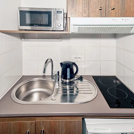 Appart'city Confort Centre Apartahotel 3*